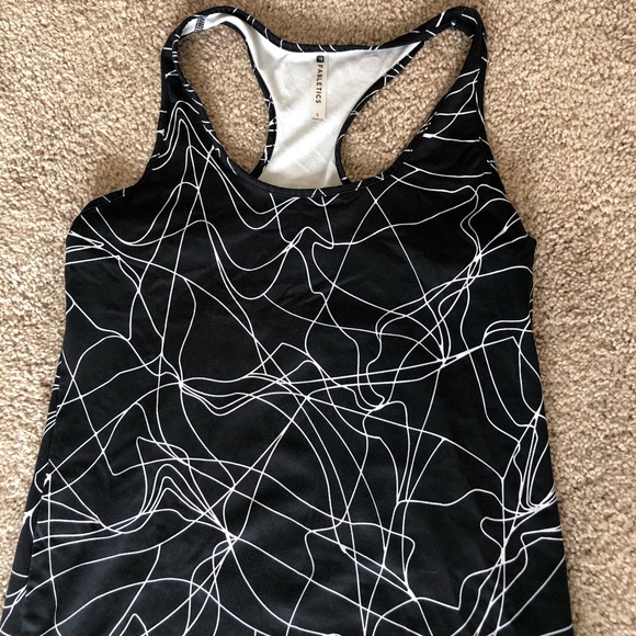 Fabletics Set (small) - Picture 2 of 3